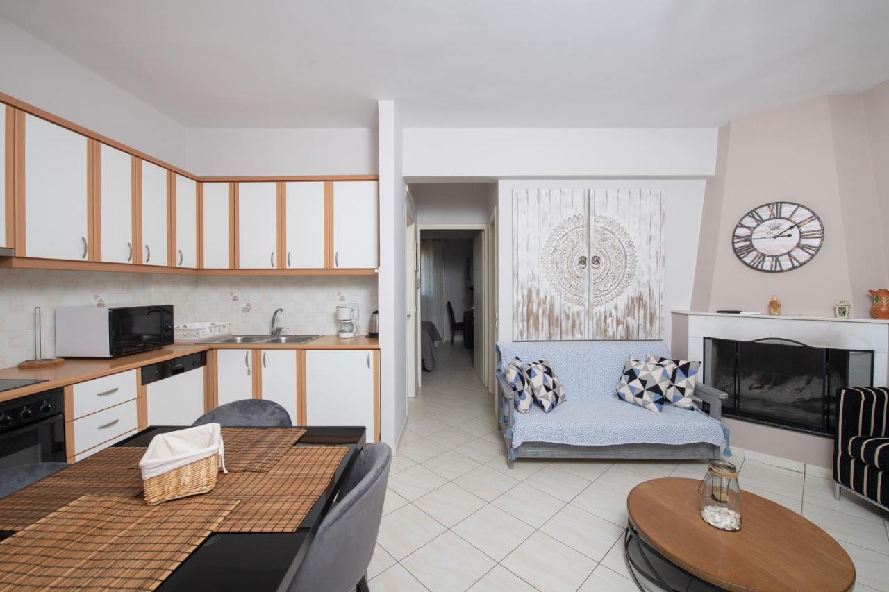 Punda 4 Seasons Appartement Diakopto Buitenkant foto