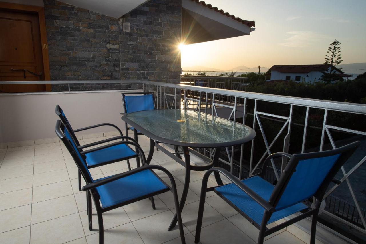 Punda 4 Seasons Appartement Diakopto Buitenkant foto