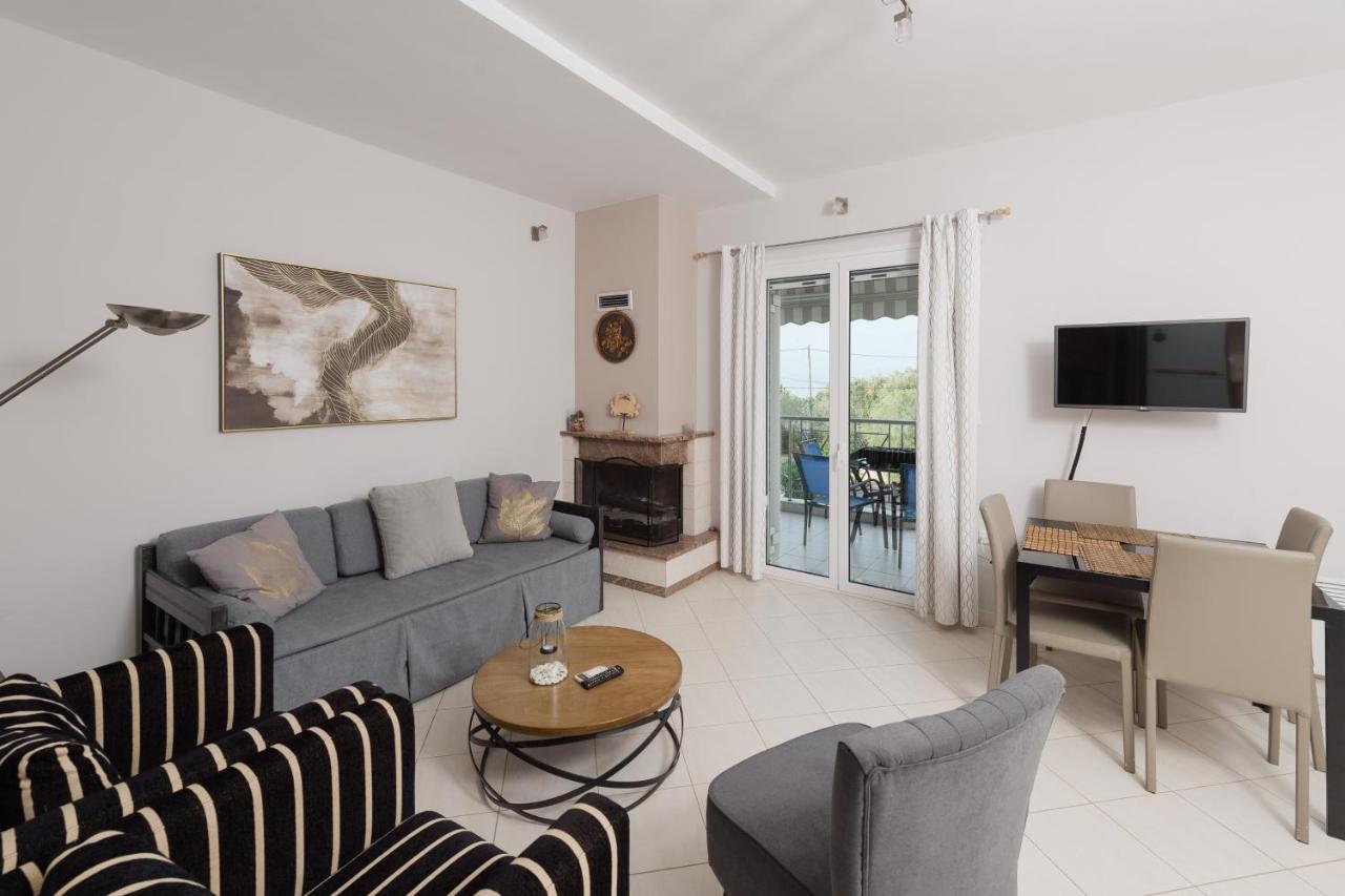 Punda 4 Seasons Appartement Diakopto Buitenkant foto